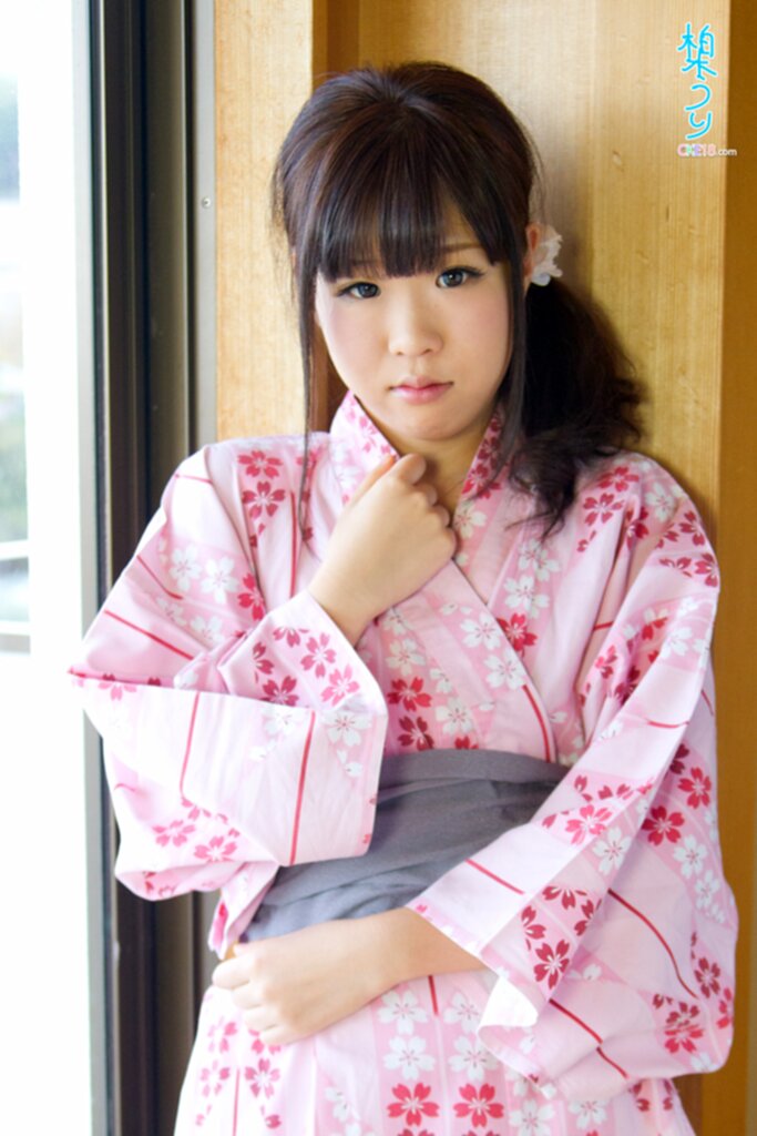 Uri in pink yukata