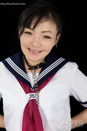 Kogal Tsuruno Yuu face fucked wearing uniform